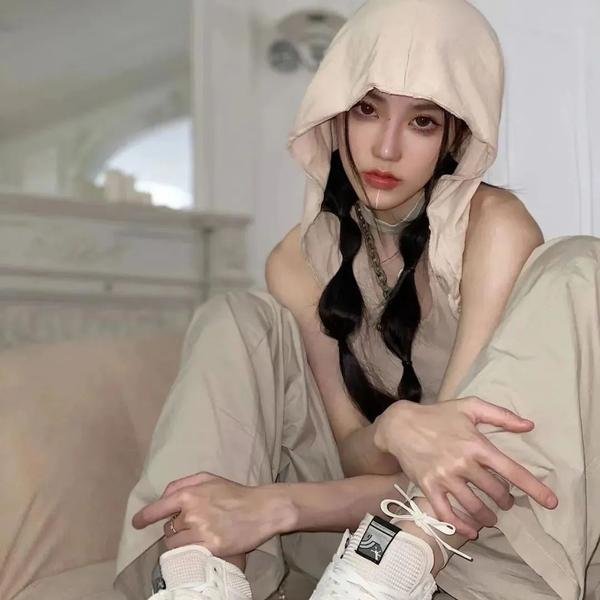 穿越橄榄树林